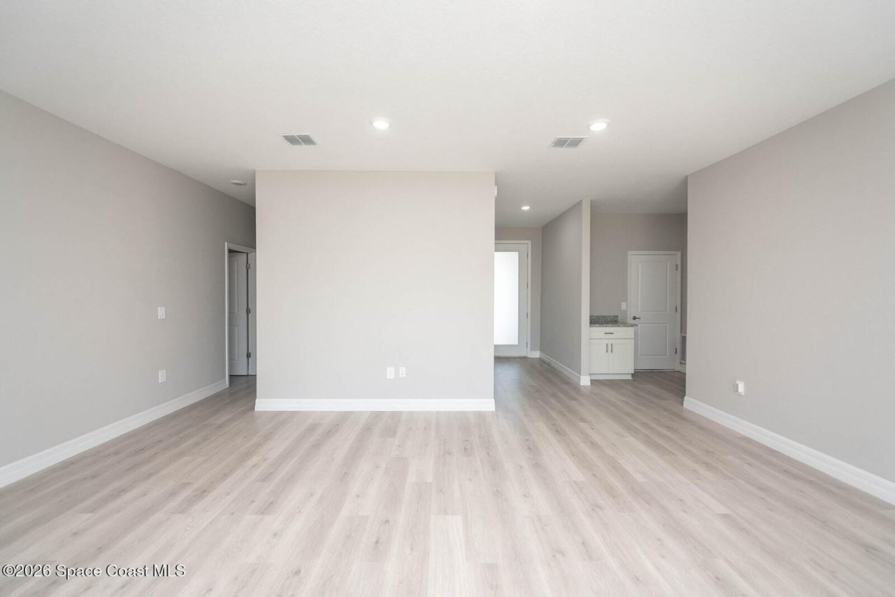 1106 Homer St Nw #1106 - Photo 3 of 50