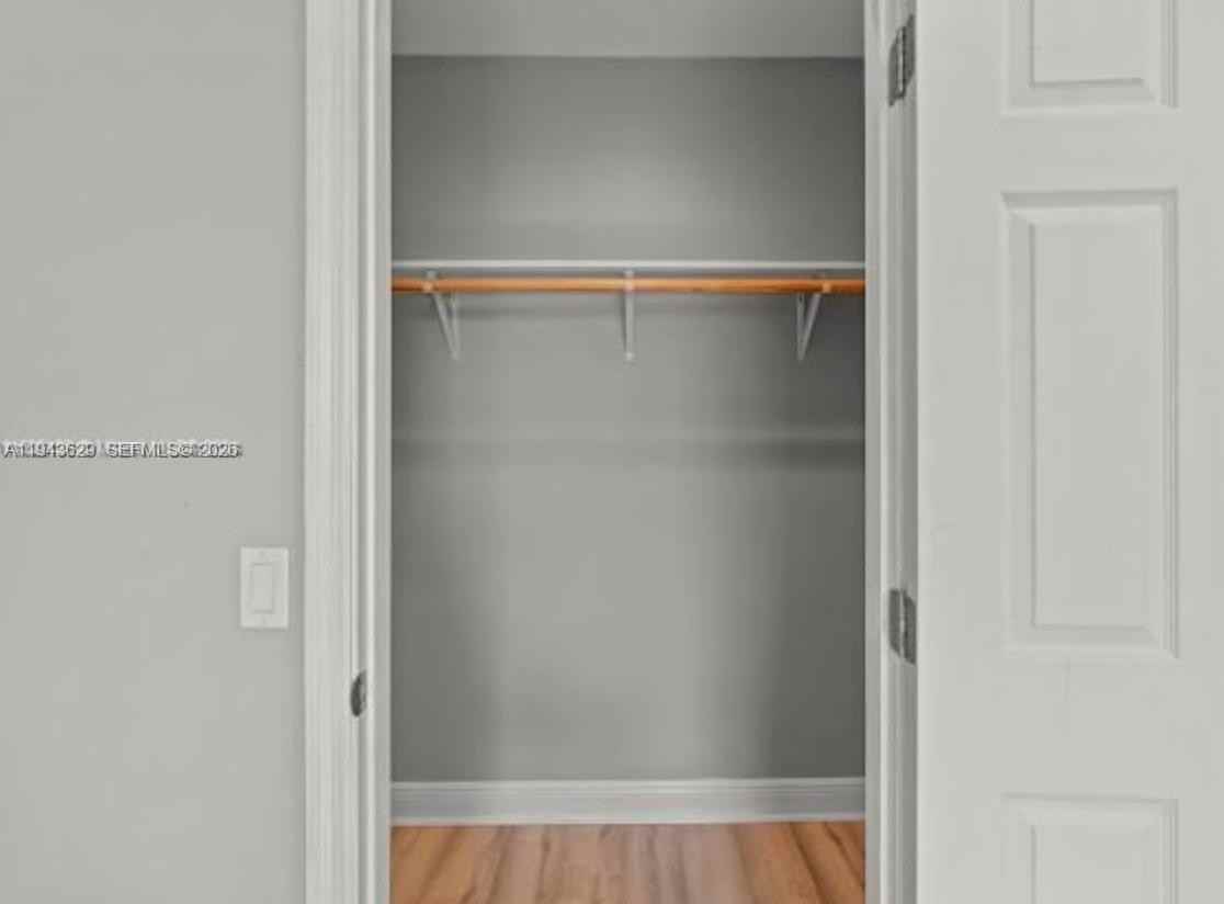 1139 Ne 3rd Ave #1139