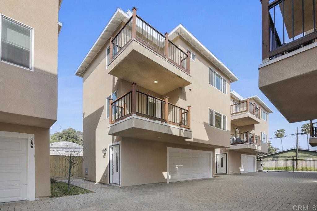 3258 Imperial Ave #3258 - Photo 7 of 34