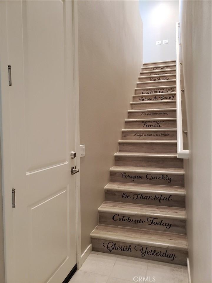 9445 Retreat Pl #9445