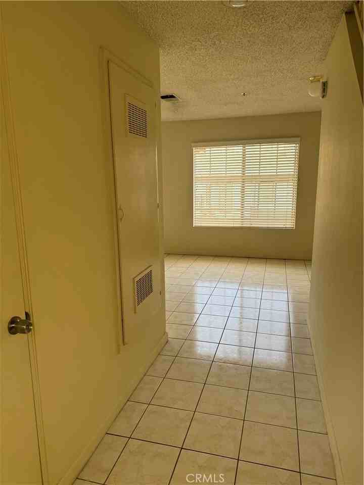 836 S Sierra Vista Ave #836A - Photo 5 of 22