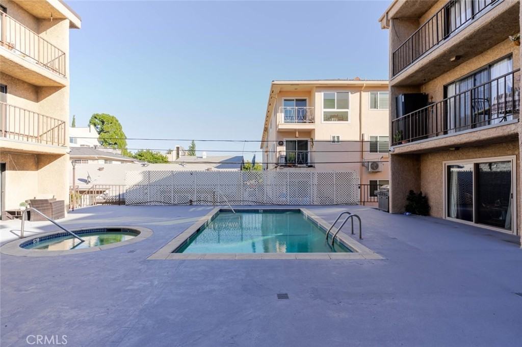 316 N Maryland Ave #316-306 - Photo 4 of 31