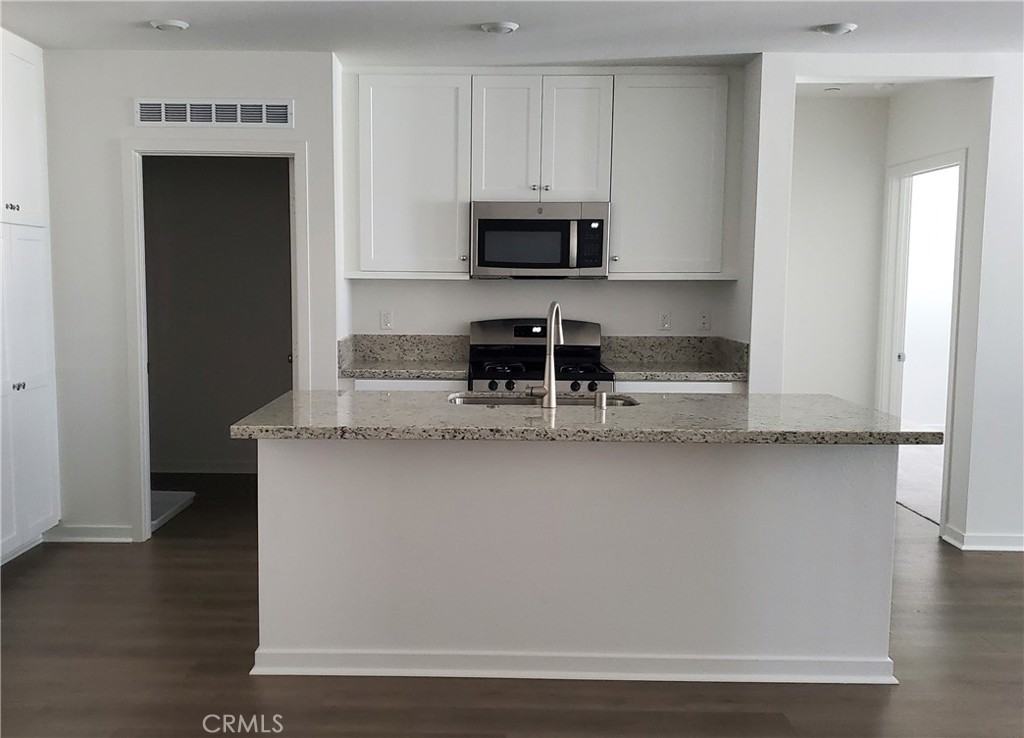 E Elma Privado #4152-205 - Photo 3 of 15