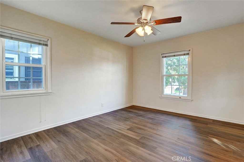 2028 N Pepper St #2028 - Photo 2 of 26