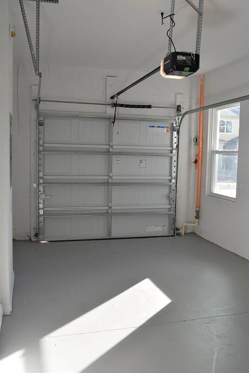 3261 Merton Aly #3261 - Photo 2 of 6