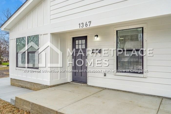 1367 Chadwick Cir - Photo 4 of 23