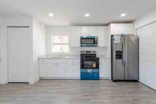 3246 Se Jefferson St #3246 - Photo 1 of 1