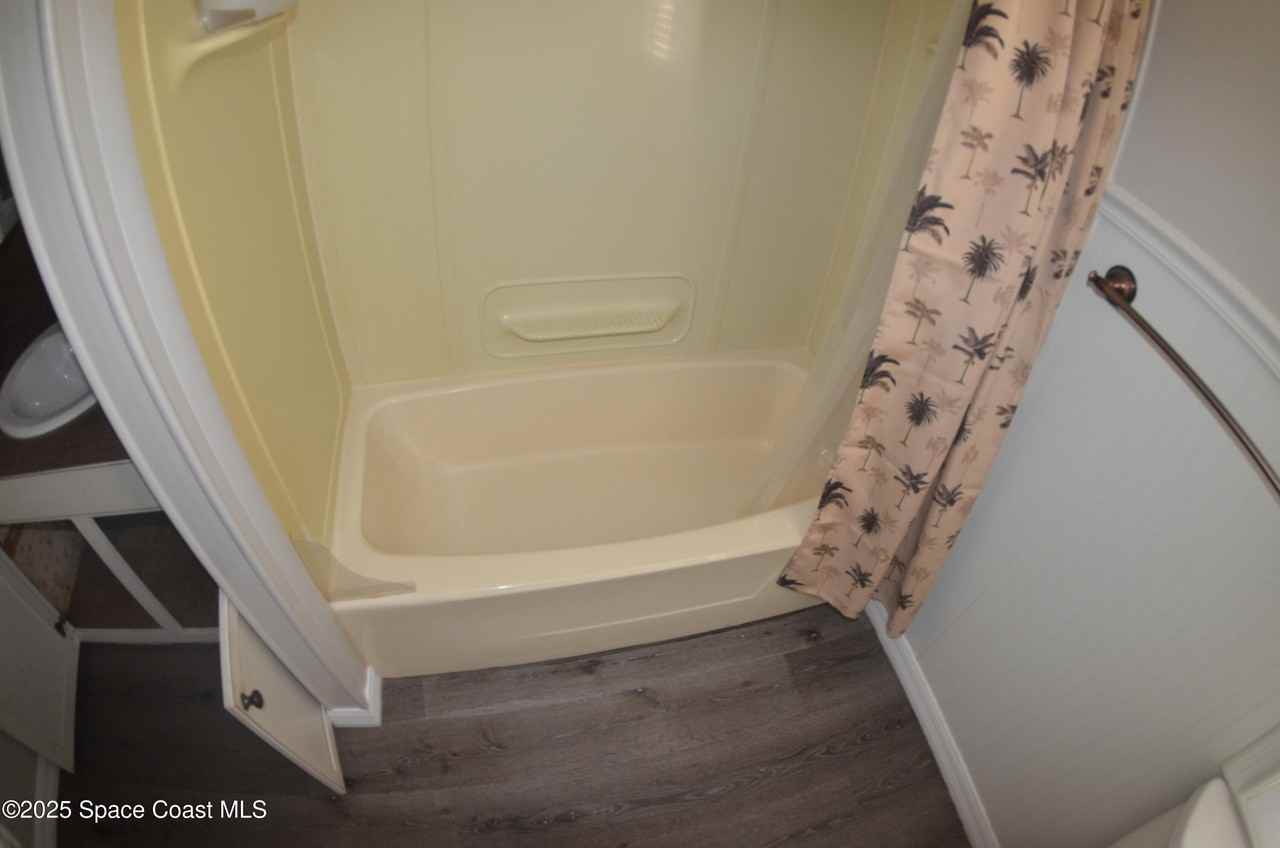 2535 Haverhill Rd Ne #2535 - Photo 3 of 18