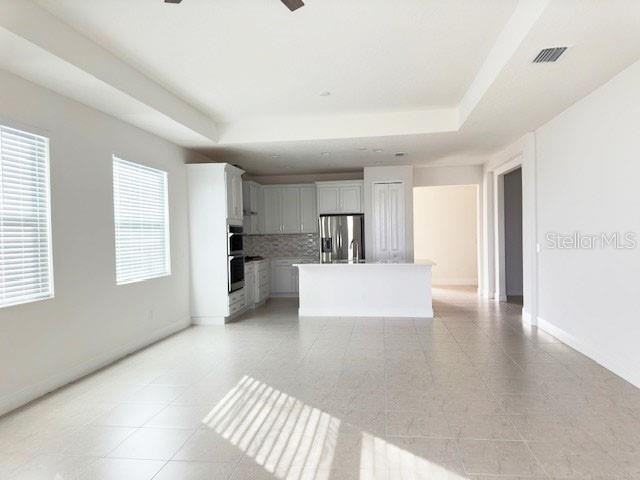 189 Van Gogh Cv #189 - Photo 3 of 21