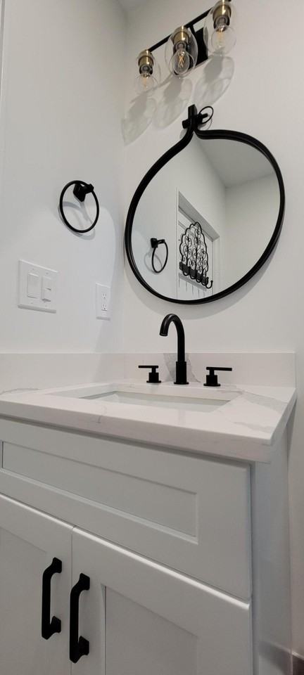 717 Macy St #717 - Photo 7 of 15