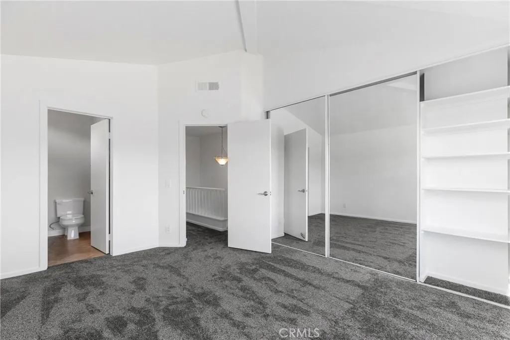 30902 Clubhouse Dr #30902 - Photo 4 of 33