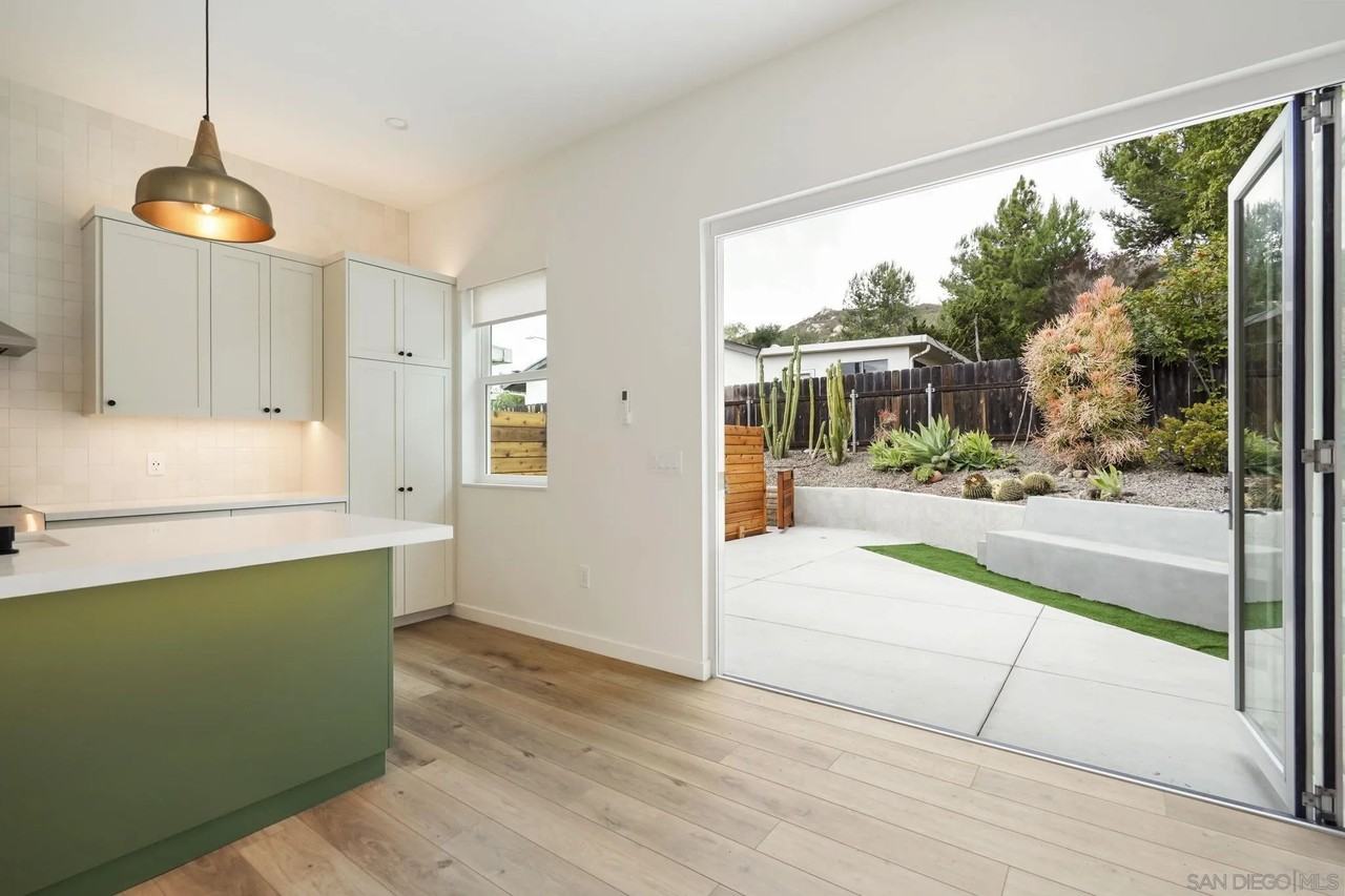 13434 Maryearl Ln #13434 - Photo 2 of 19