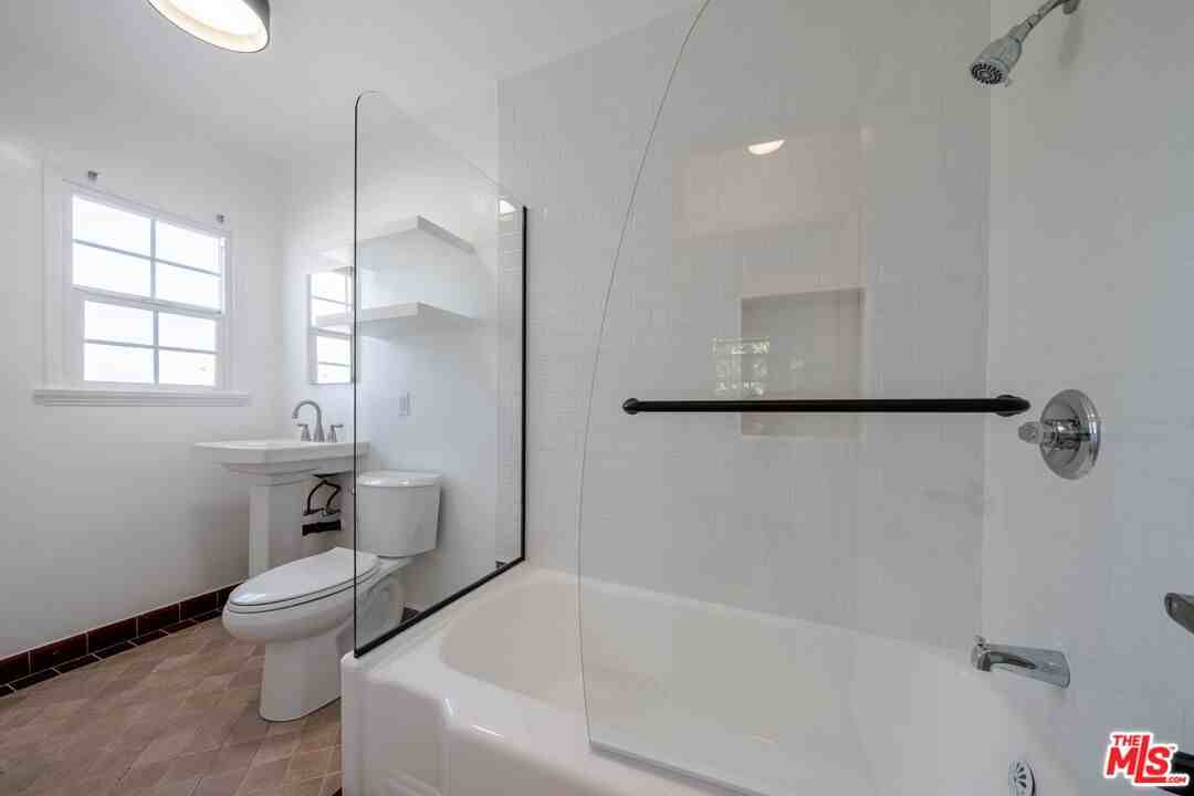 823 Highland Ave #823-2 - Photo 5 of 5