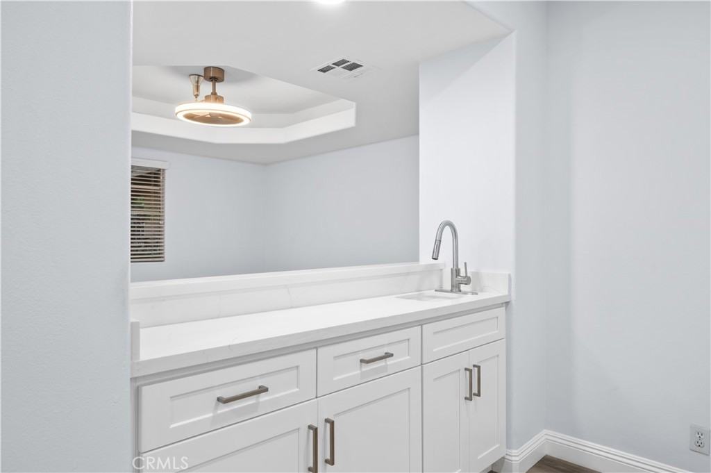 4259 Fulton Ave #4259-103 - Photo 7 of 26