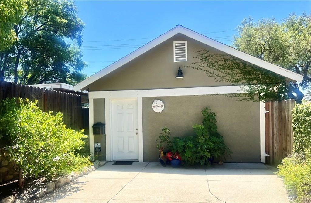 614 E I St #614B - Photo 6 of 20