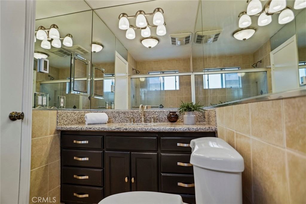 310 N Jackson St #310 - Photo 2 of 17