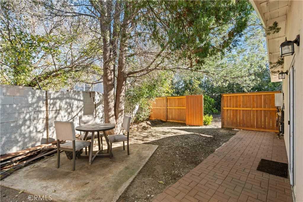 22229 1/2 Covello St #22229 - Photo 7 of 8