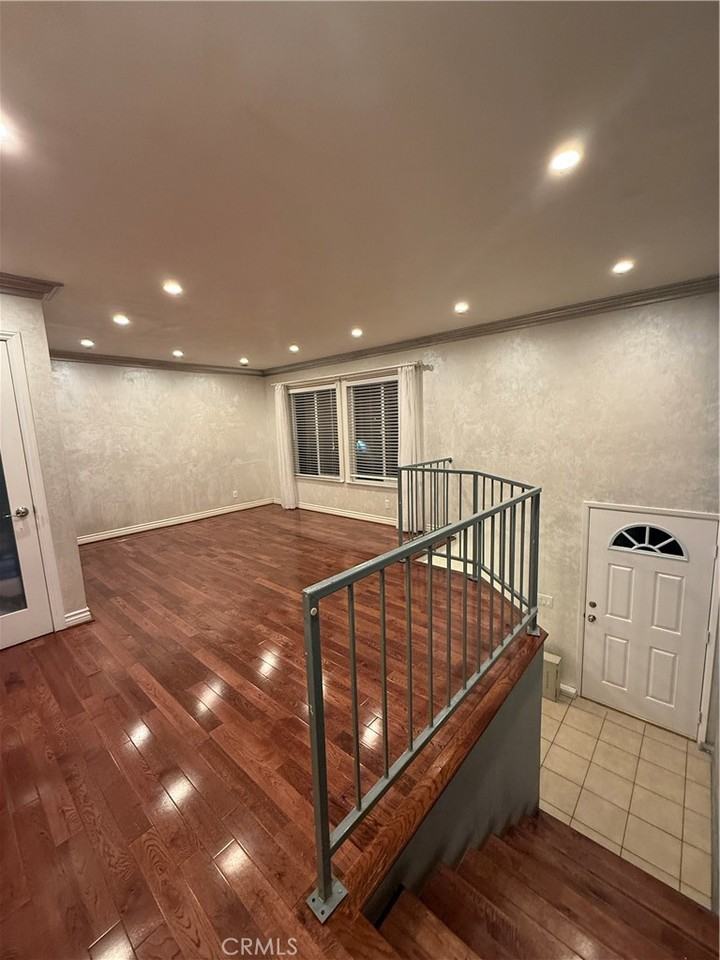 6912 Remmet Ave #6912-5 - Photo 6 of 25