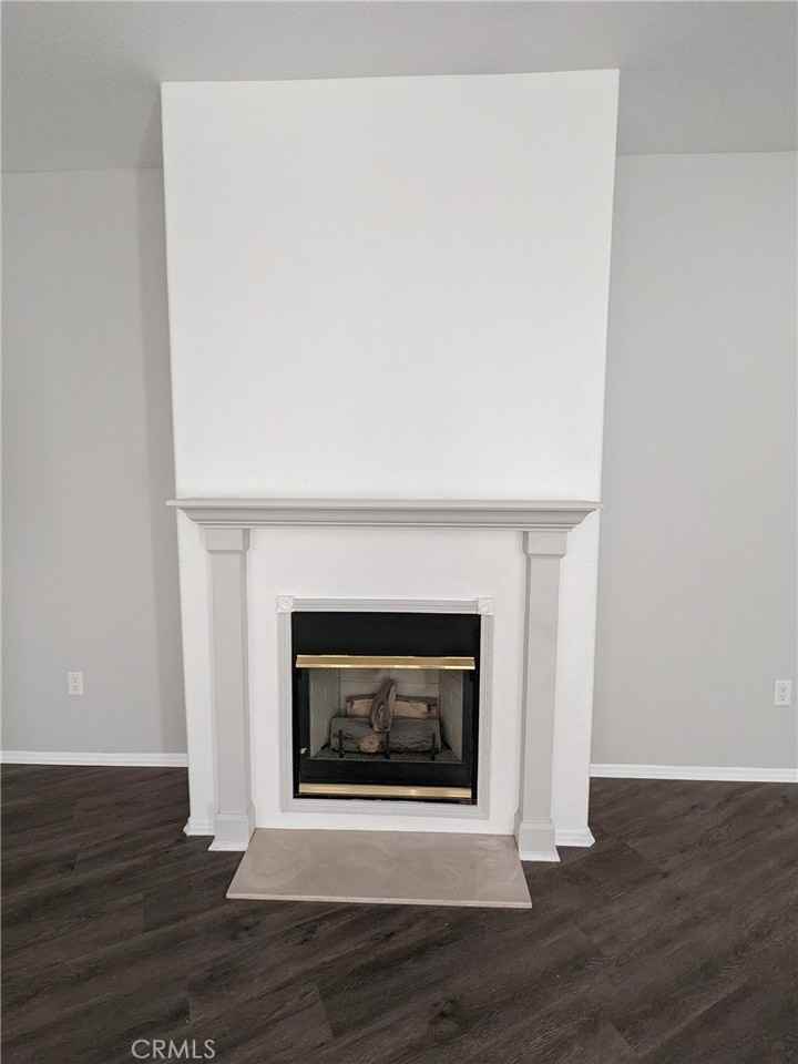 1215 E San Antonio Dr #1215 - Photo 7 of 20