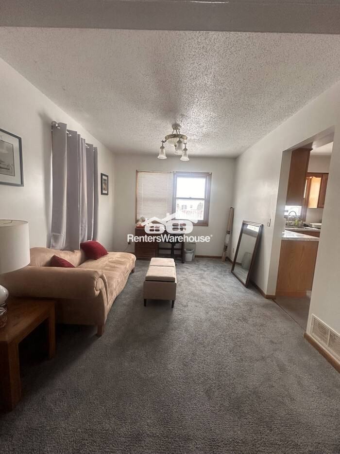 6012 Beard Ave N - Photo 2 of 10