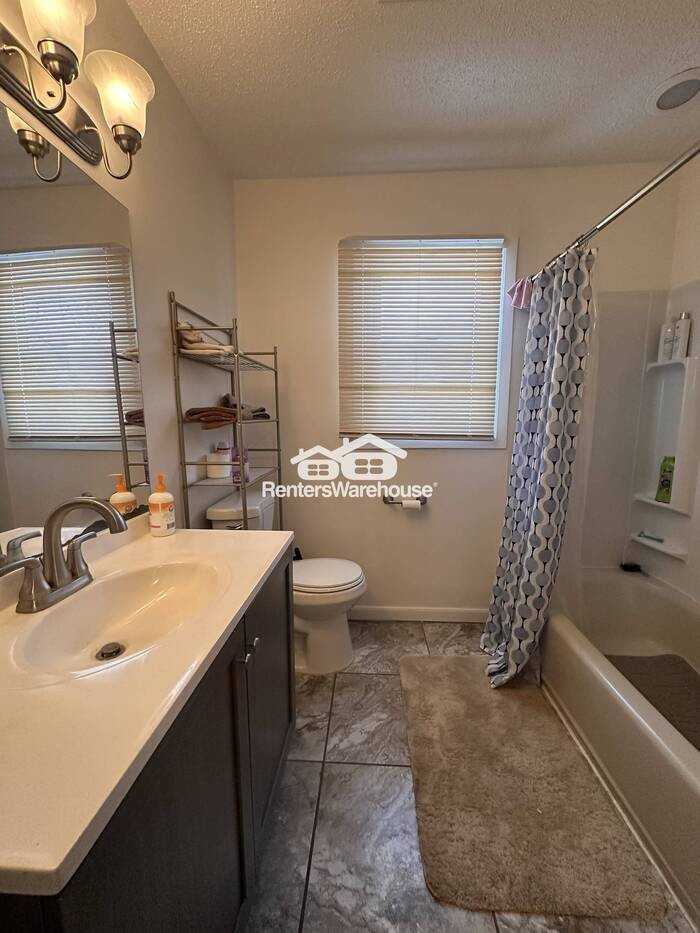 6012 Beard Ave N - Photo 7 of 10