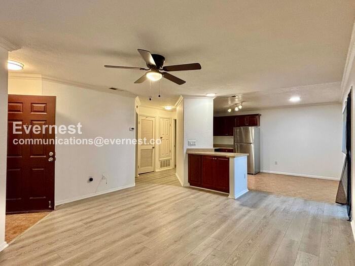 3557 Paseo De Francisco #202 - Photo 5 of 25