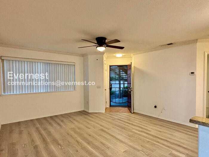 3557 Paseo De Francisco #202 - Photo 7 of 25