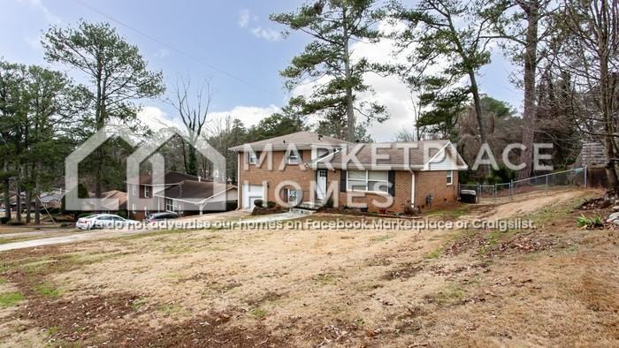 2795 Pendant Pl - Photo 3 of 40