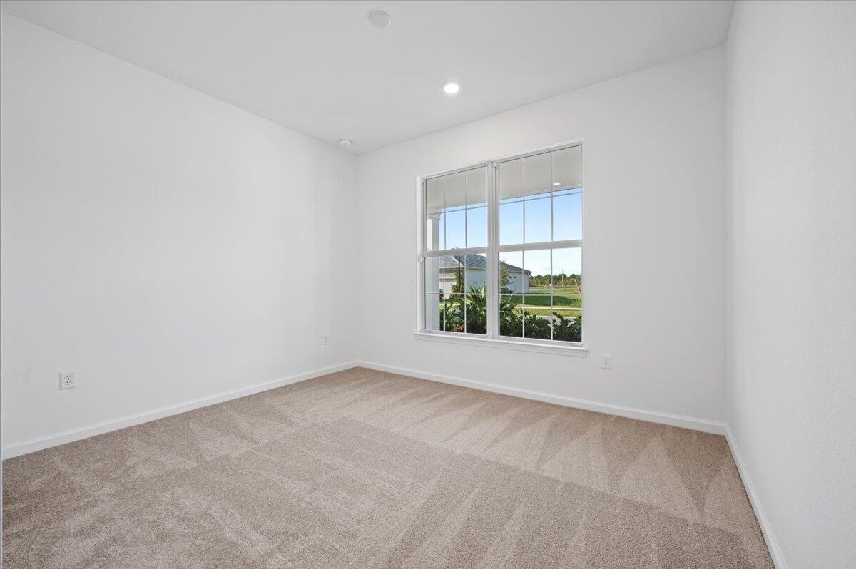 9915 Sw Meridian Way #9915 - Photo 2 of 35