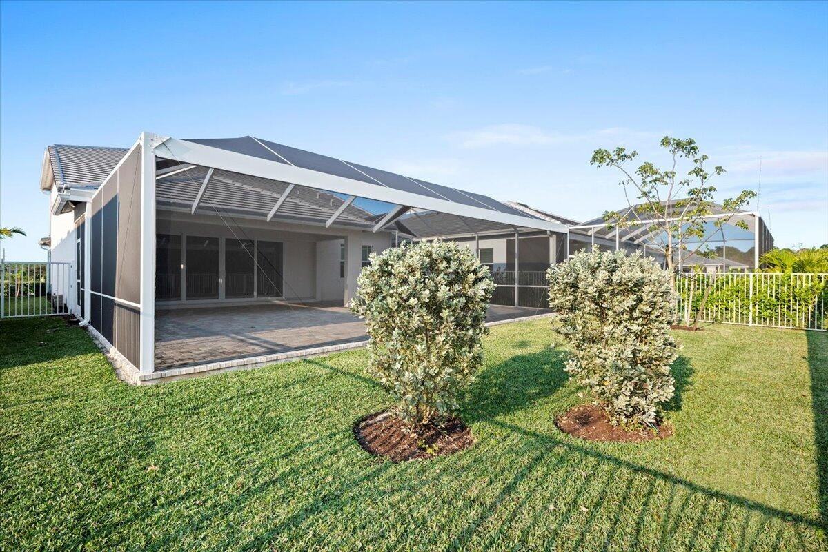 9915 Sw Meridian Way #9915 - Photo 4 of 35