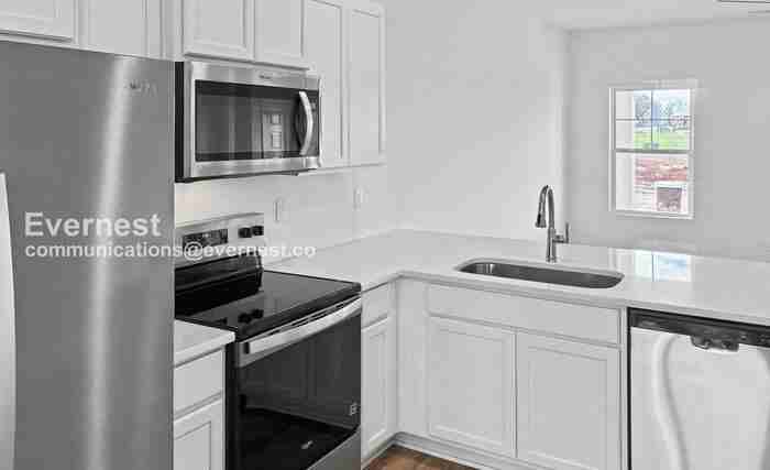 12084 Chilly Drive - Photo 3 of 24