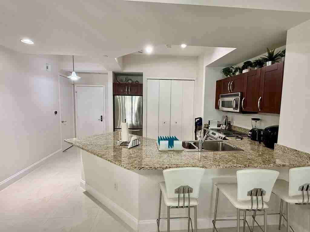 19900 E Country Club Dr #19900-418 - Photo 7 of 17