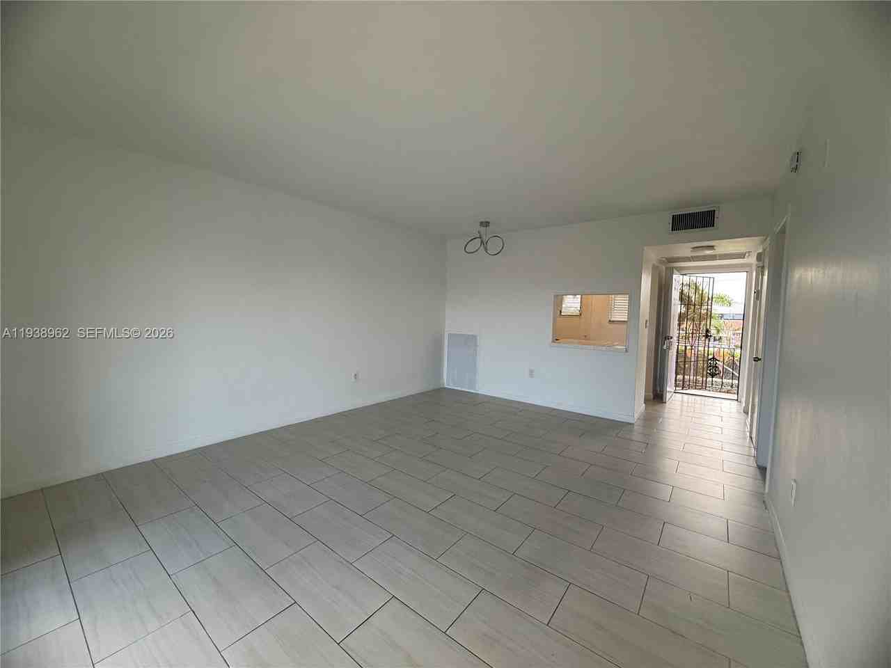 2880 Ne 203rd St #2880-26 - Photo 6 of 8