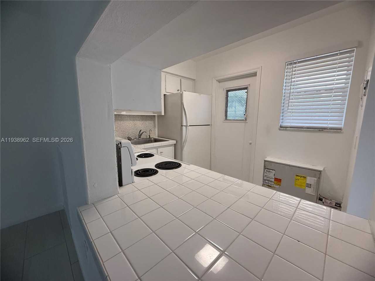 2880 Ne 203rd St #2880-26 - Photo 7 of 8