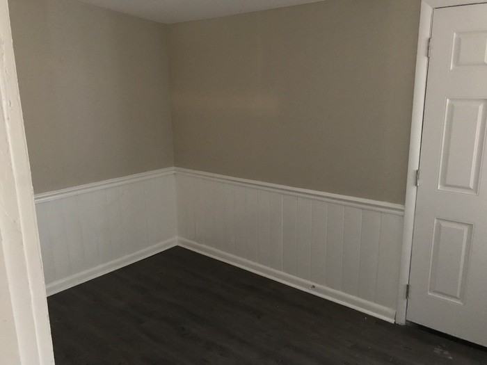 1030 Lake Forest Blvd - Photo 7 of 14