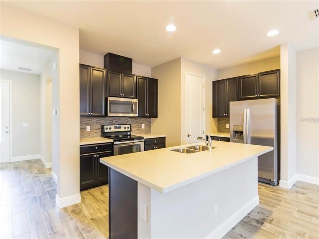 15470 Honeybell Dr #15470 - Photo 7 of 26