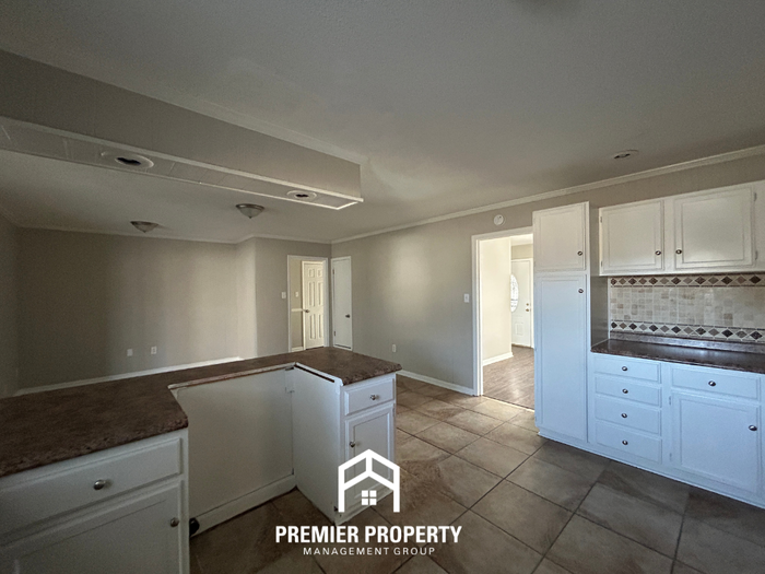 946 Mecklenburg Cv - Photo 6 of 24