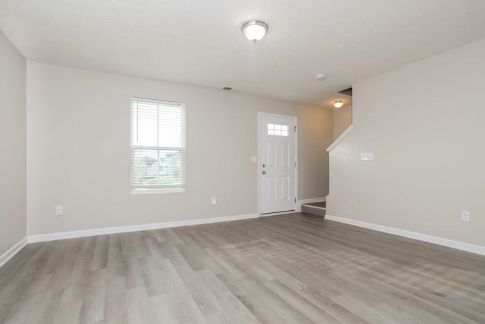 5868 Anne Marie Dr - Photo 4 of 12