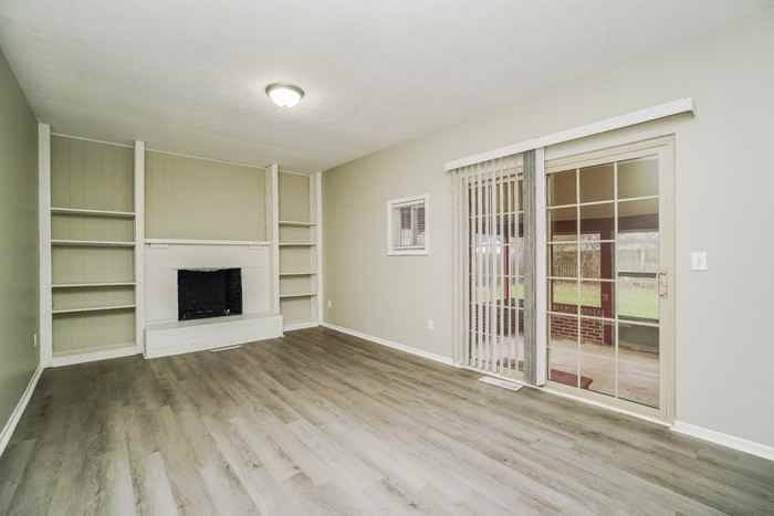 3222 Fontaine Rd - Photo 6 of 10