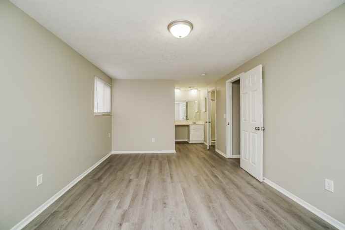 3222 Fontaine Rd - Photo 7 of 10