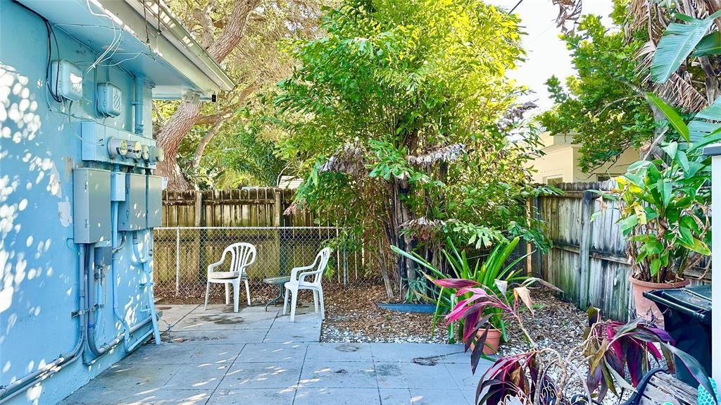 1145 Ne 17th Ter #1145-3 - Photo 3 of 32