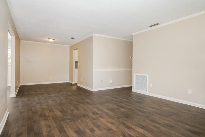 916 Northern Oaks Ter - Photo 4 of 16