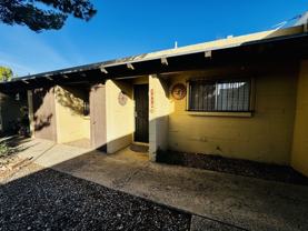 2870 N Beverly Ave - Photo 1 of 1