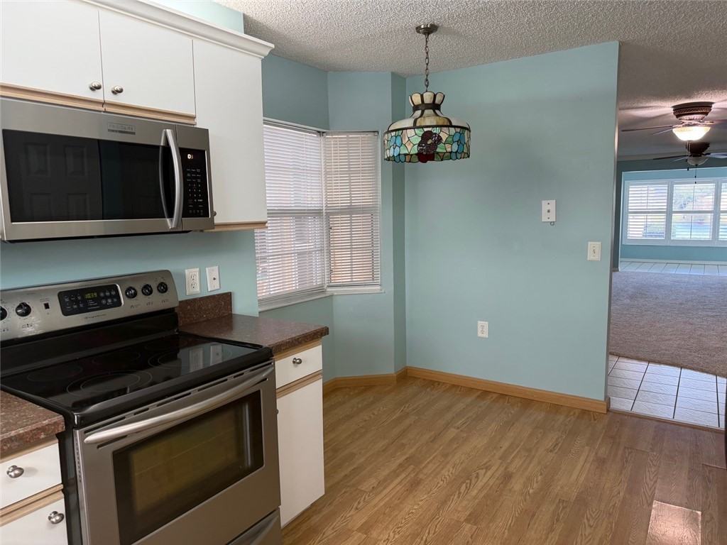 670 E Lake Jasmine Cir #670-106 - Photo 5 of 19