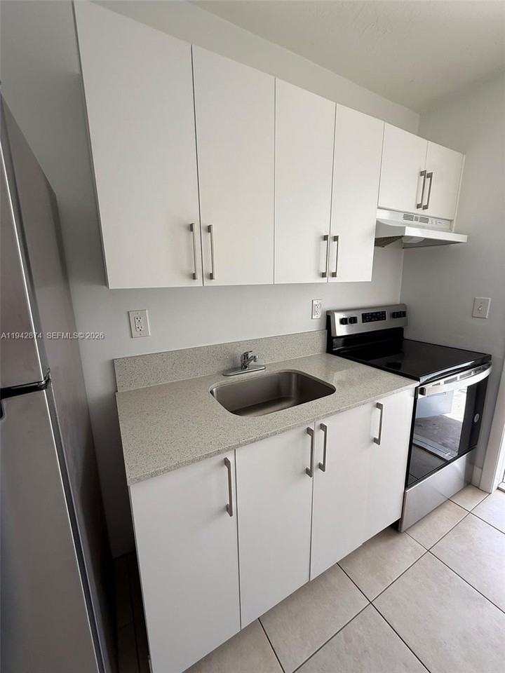 745 Nw 60th St #745-2 - Photo 3 of 18