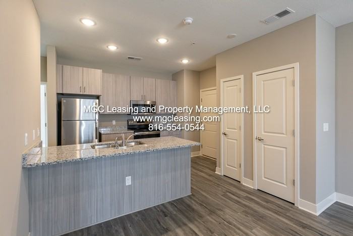 5611 Ne 80th Ter #2B - Photo 4 of 22