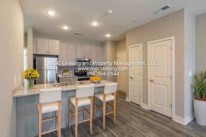 5611 Ne 80th Ter #2B - Photo 5 of 22