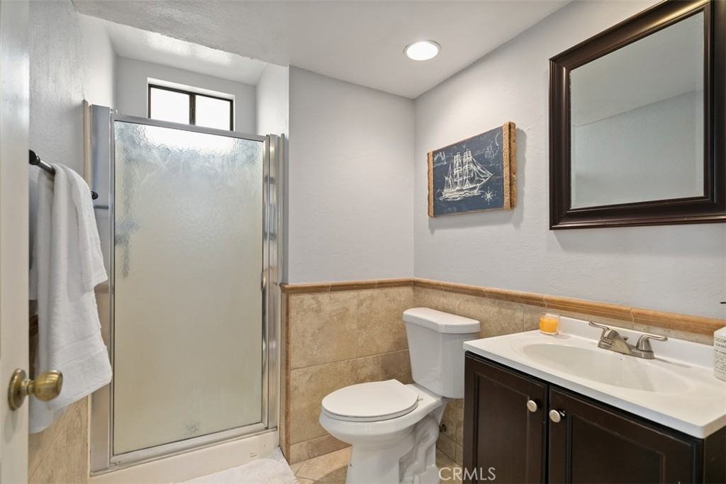 201 Adams Ave #201 - Photo 3 of 28