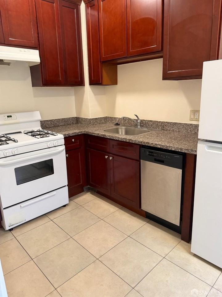 2345 Post St #2345-5 - Photo 7 of 10