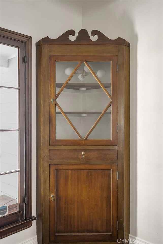 1123 N Lowell St #1123 - Photo 5 of 50